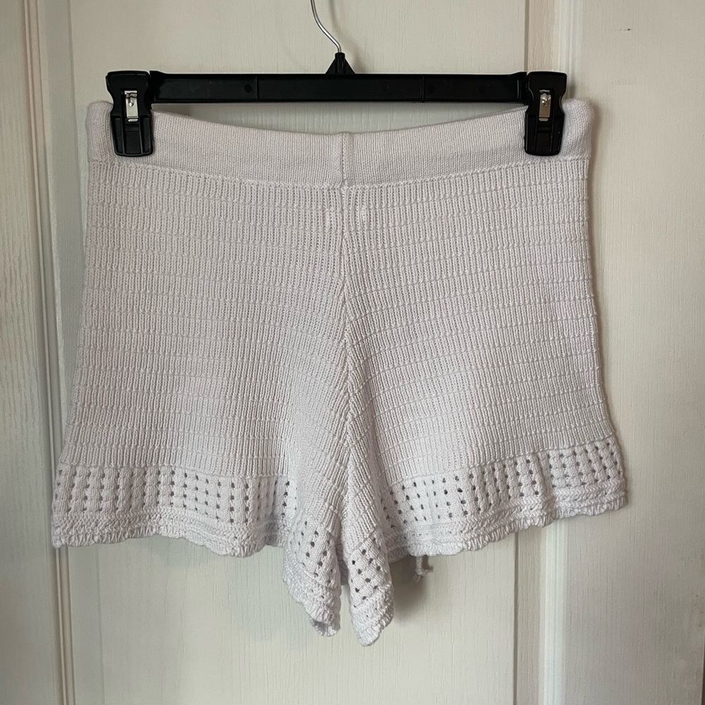 Aerie White Knit Crochet Beach Coverup‎ Shorts size medium - Picture 2 of 4